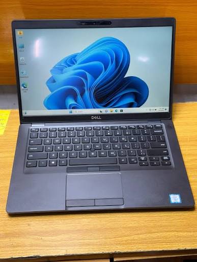 Used Dell Latitude 5400, Core i5-8365U, 8GB RAM, 256GB SSD, 14", Backlit Keyboard